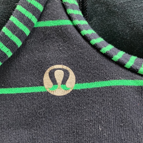 Lululemon power Y tank in navy and green - Picture 5 of 6